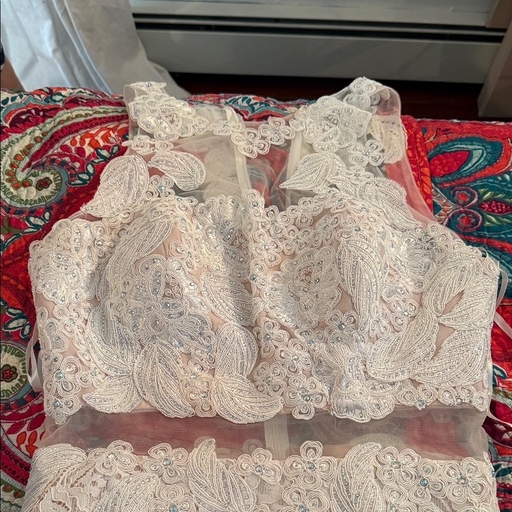 Elegant Lace Prom Dress